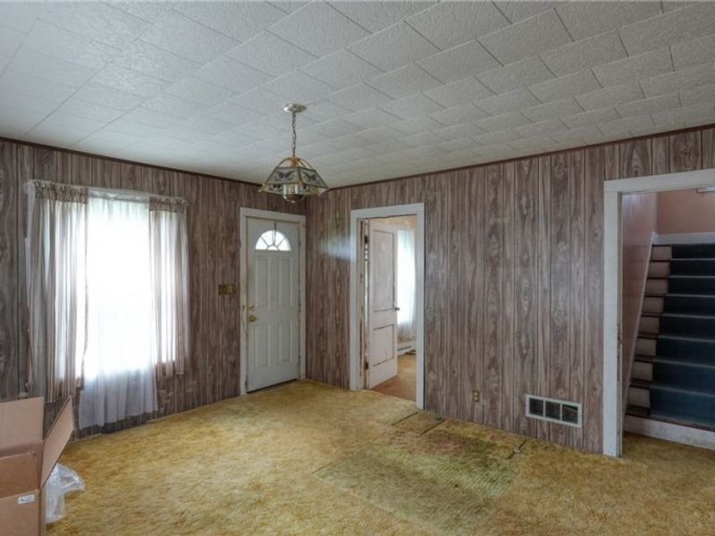 1870 Friendship Drive, New Concord, OH 43762 Photo 5