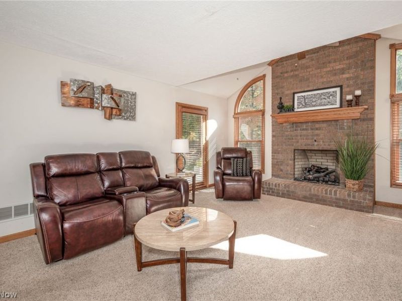 215 Cheltenham Lane, Munroe Falls, OH 44262 Photo 17