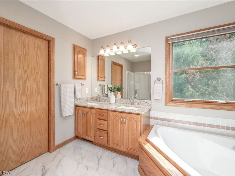 215 Cheltenham Lane, Munroe Falls, OH 44262 Photo 25