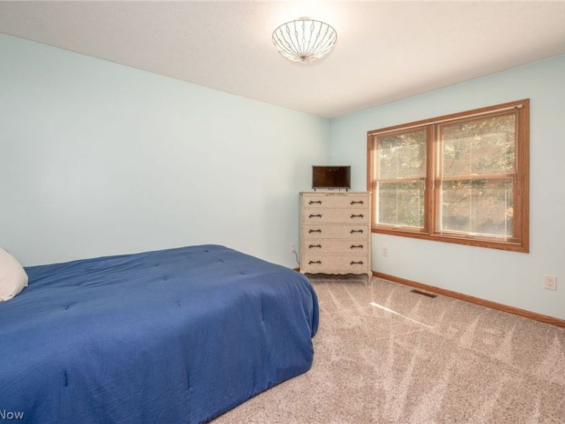 215 Cheltenham Lane, Munroe Falls, OH 44262 Photo 31