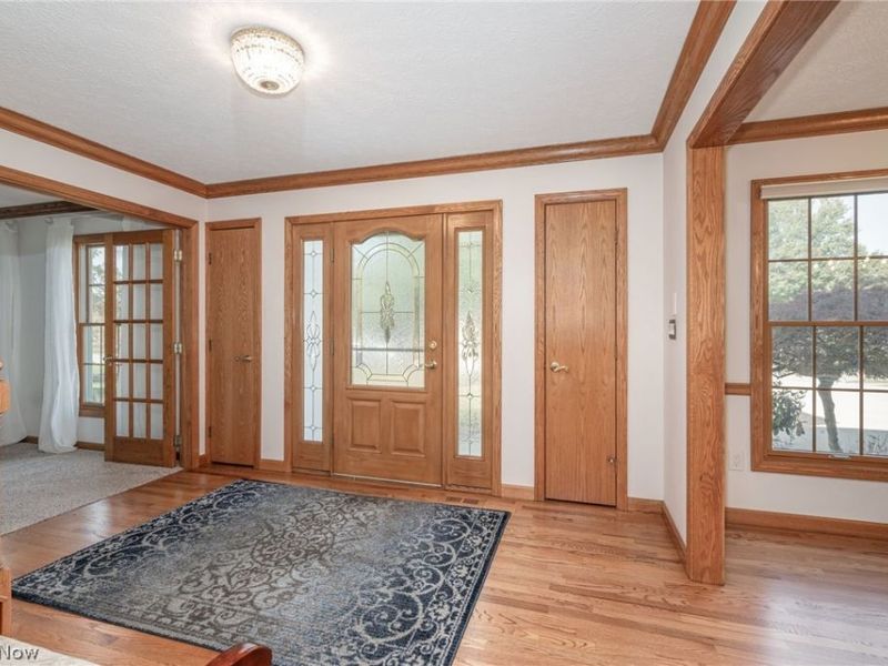215 Cheltenham Lane, Munroe Falls, OH 44262 Photo 8