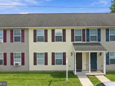 143 S SENECA STREET, SHIPPENSBURG, PA 17257