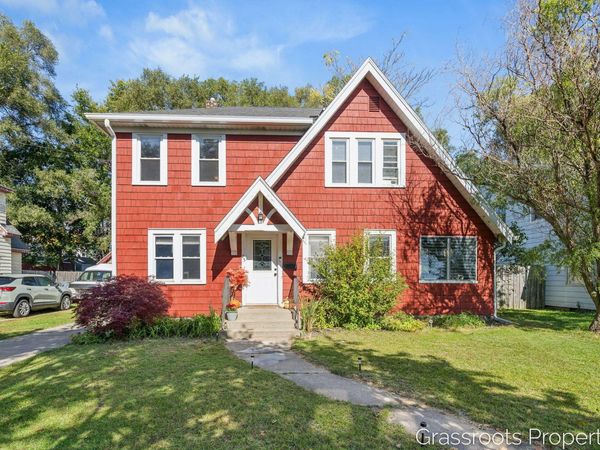 25 Avonlea Street SW, Wyoming, MI 49548