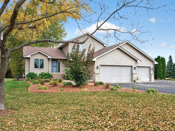 13640 Nester Court, Lindstrom, MN 55045