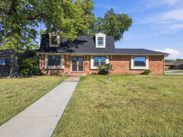 9447 E 40th Place , Tulsa, OK 74145