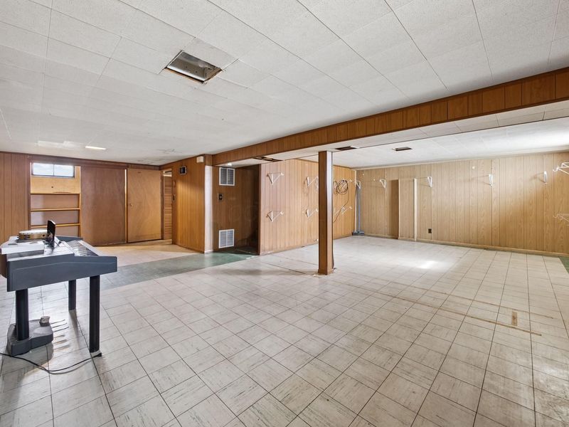 1045 N Cassady Avenue, Columbus, OH 43219 Photo 16