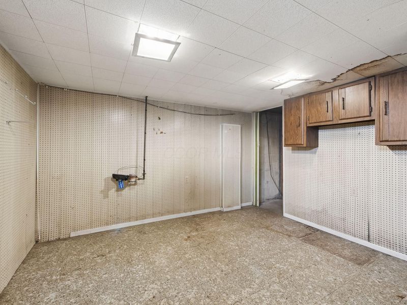 1045 N Cassady Avenue, Columbus, OH 43219 Photo 19