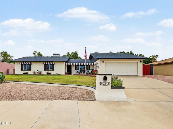 2843 E ACOMA Drive, Phoenix, AZ 85032
