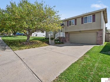 17661 K Street, Omaha, NE 68135