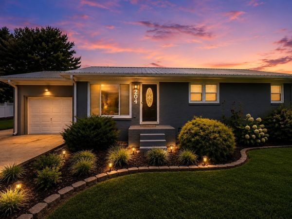 204 Homeward Ave , Winchester, TN 37398