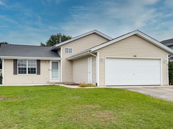 124 Rudder Road , Machesney Park, IL 61115