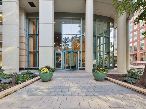 345 N LaSalle Street , Unit 1904, Chicago, IL 60654