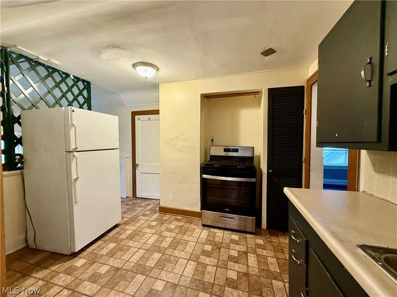 1307 Hathaway Avenue, Unit 3, Lakewood, OH 44107 Photo 14