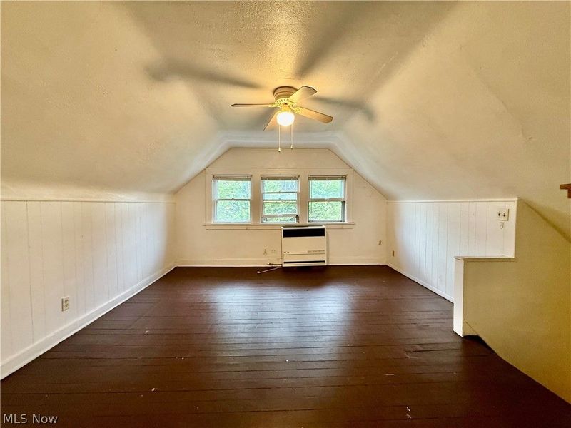 1307 Hathaway Avenue, Unit 3, Lakewood, OH 44107 Photo 3