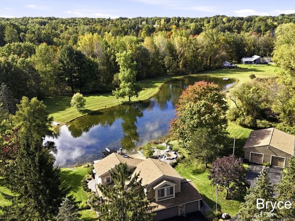 5650 10 Mile Road NE, Rockford, MI 49341
