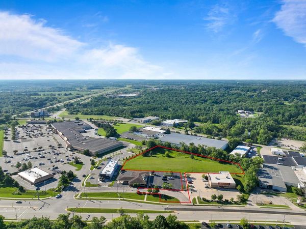 4413 INTERCHANGE NORTH, Lake Geneva, WI 53147