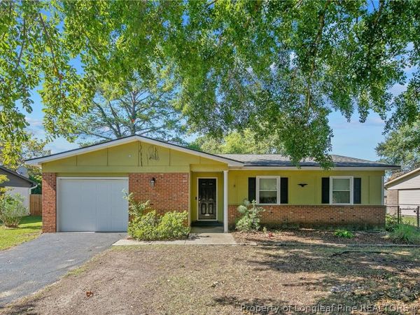 2226 Kingsberry Lane , Fayetteville, NC 28304
