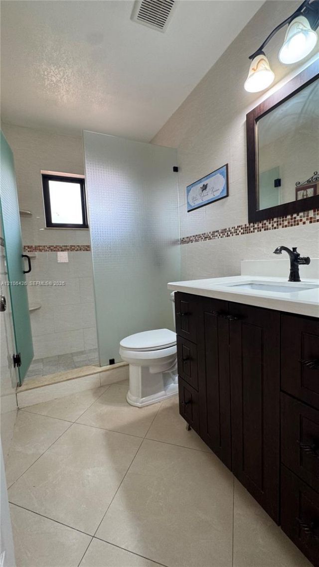 75 W 50th St , Hialeah, FL 33012 Photo