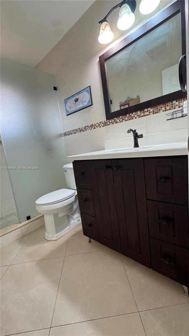75 W 50th St , Hialeah, FL 33012 Photo