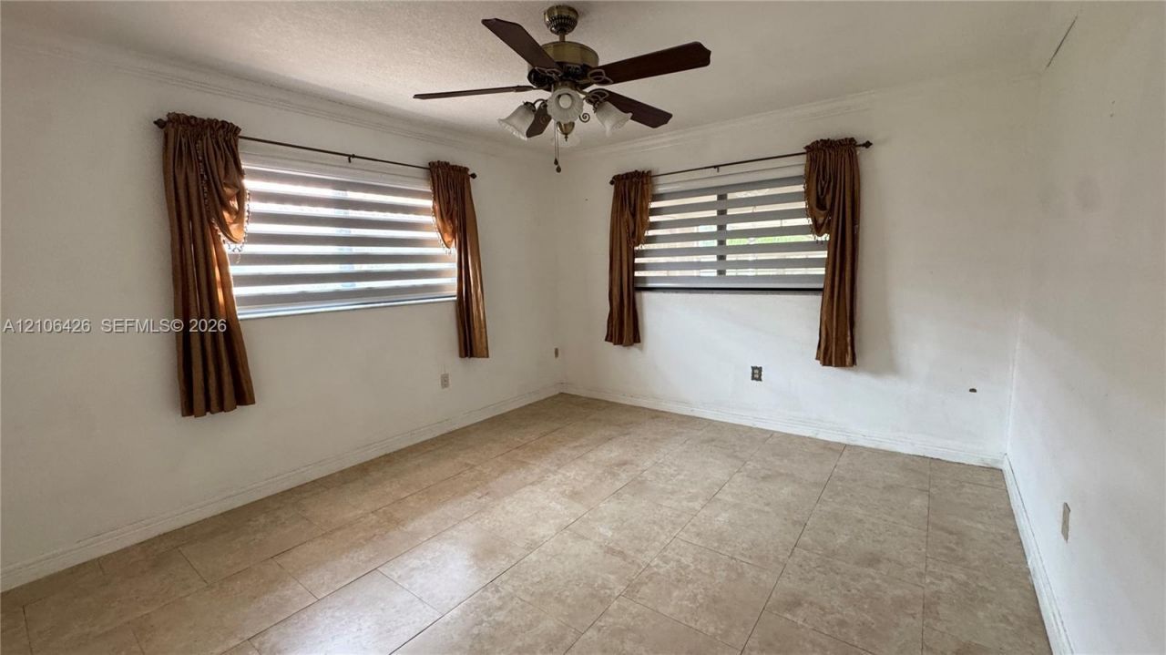 75 W 50th St , Hialeah, FL 33012 Photo