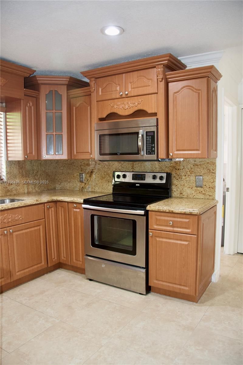 75 W 50th St , Hialeah, FL 33012 Photo