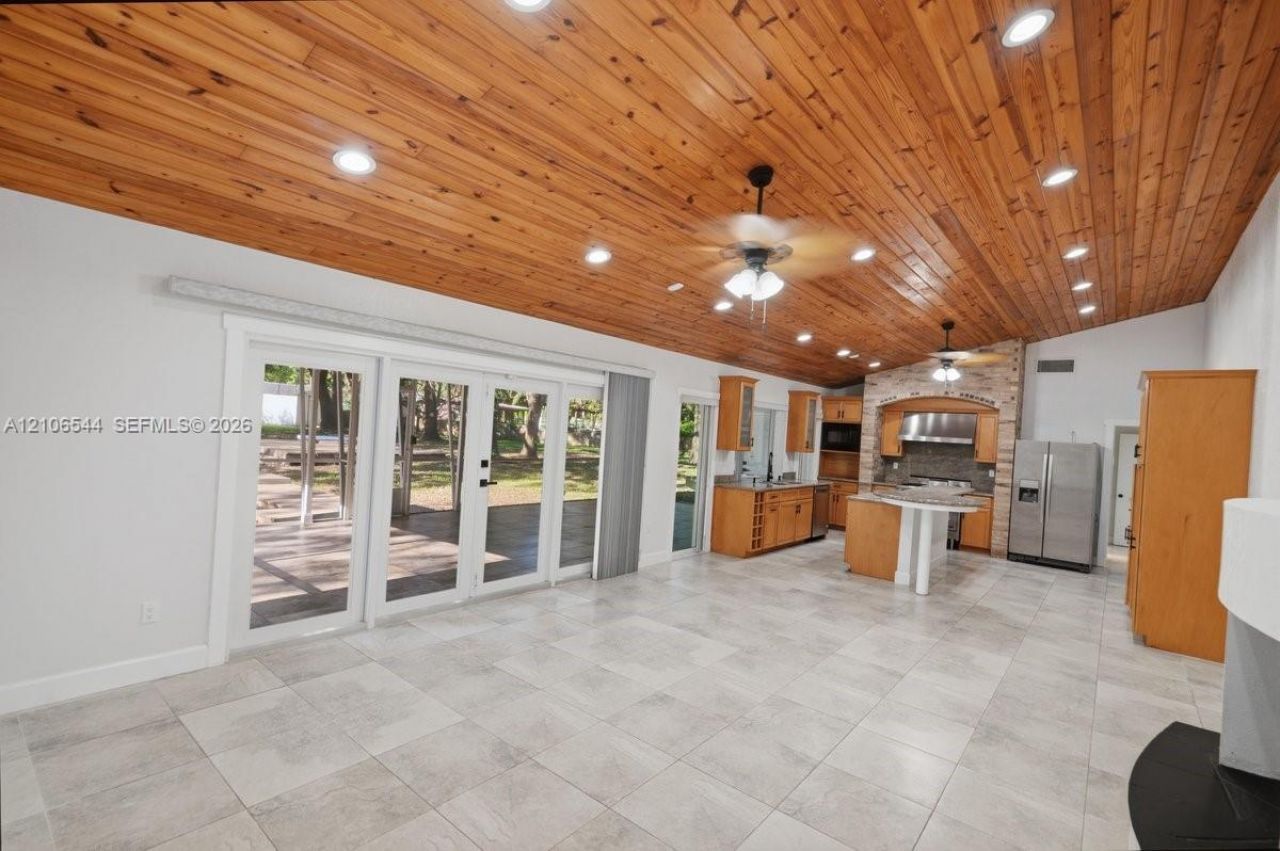 15700 SW 264th St, Homestead, FL 33031 Photo