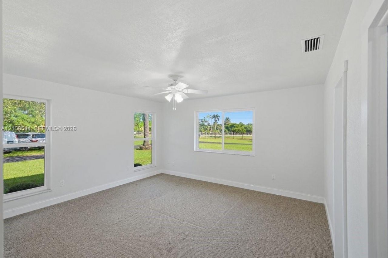 15700 SW 264th St, Homestead, FL 33031 Photo