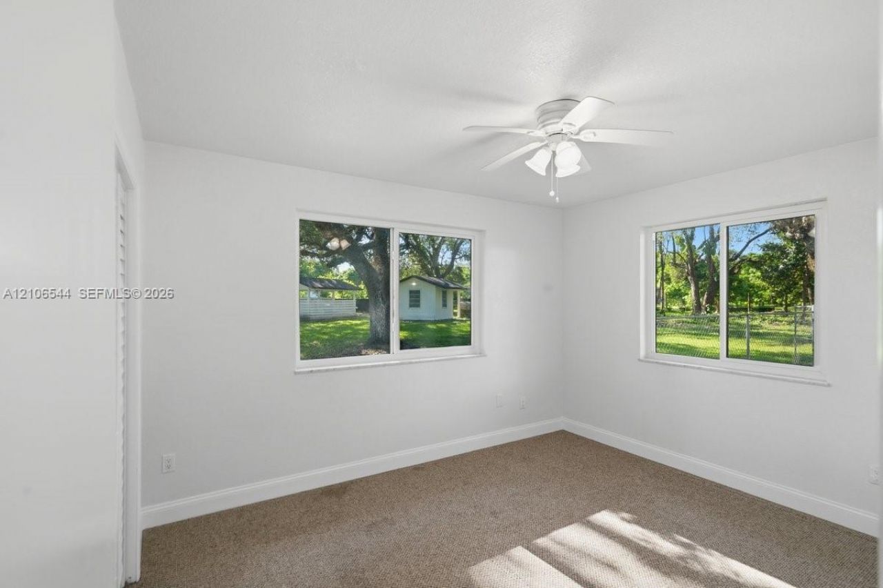 15700 SW 264th St, Homestead, FL 33031 Photo