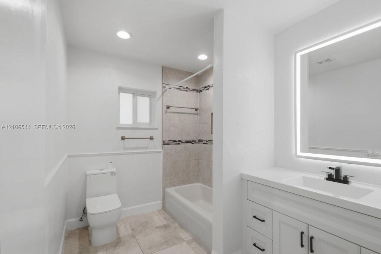 15700 SW 264th St, Homestead, FL 33031 Photo