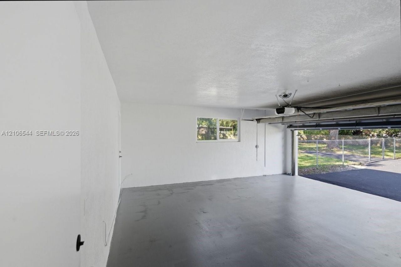 15700 SW 264th St, Homestead, FL 33031 Photo