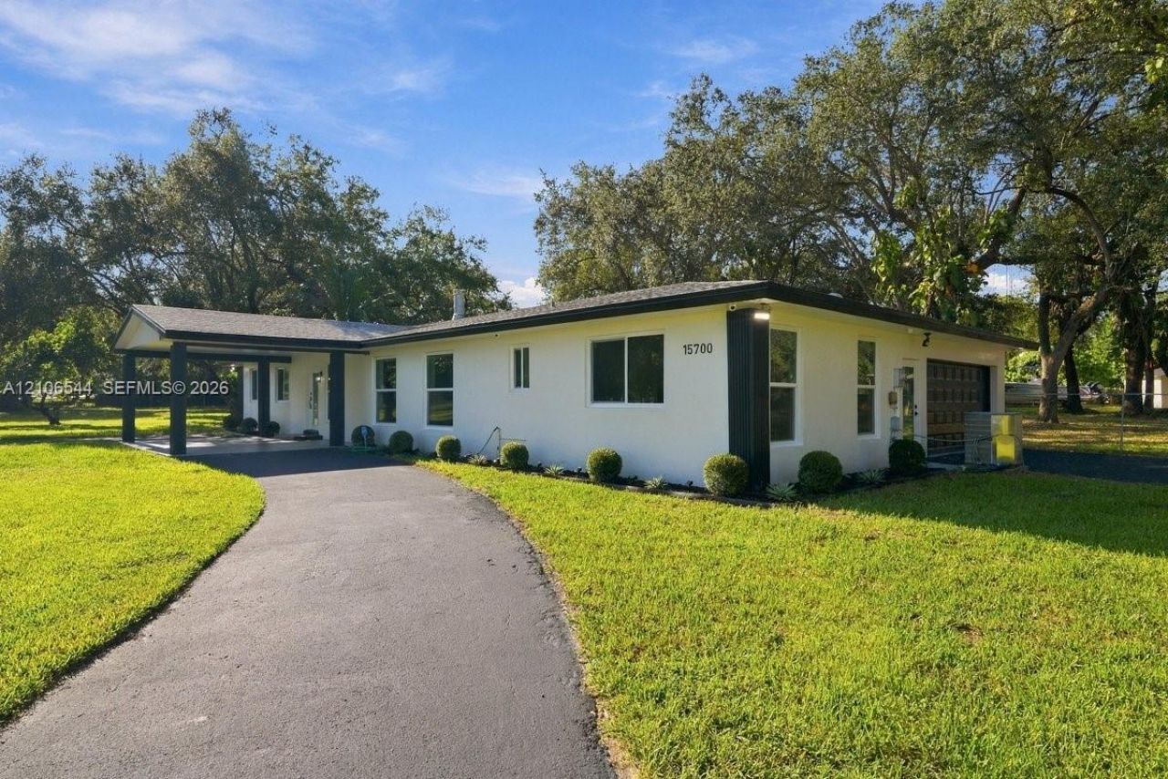 15700 SW 264th St, Homestead, FL 33031 Photo