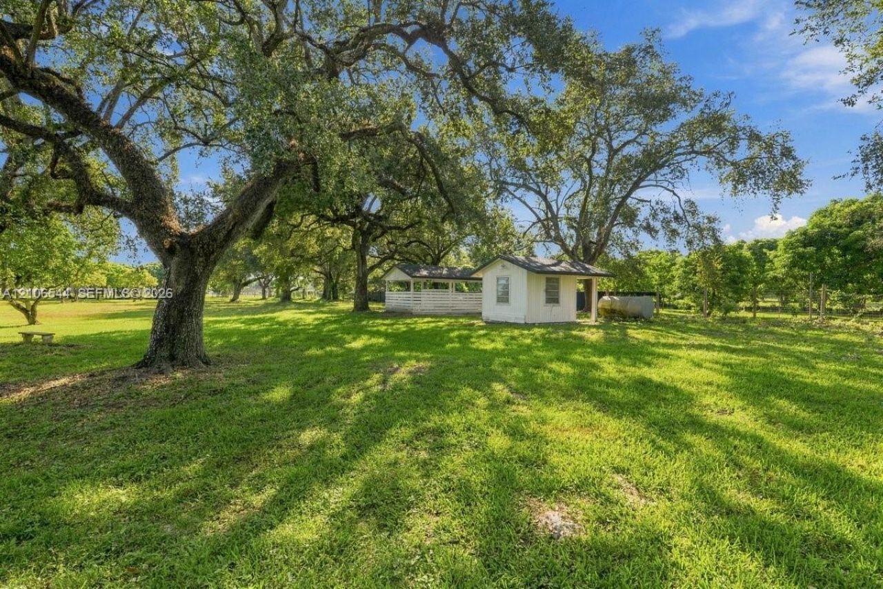 15700 SW 264th St, Homestead, FL 33031 Photo