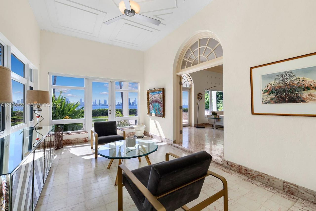 2312 Bay Ave , Miami Beach, FL 33140 Photo