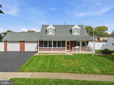 148 HEARTWOOD ROAD, LEVITTOWN, PA 19056