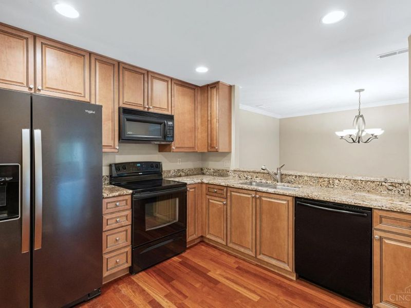3646 Ashworth Drive, Unit 301, Cincinnati, OH 45208 Photo 15