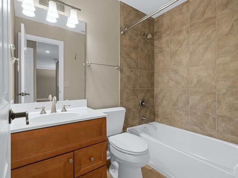 3646 Ashworth Drive, Unit 301, Cincinnati, OH 45208 Photo 30