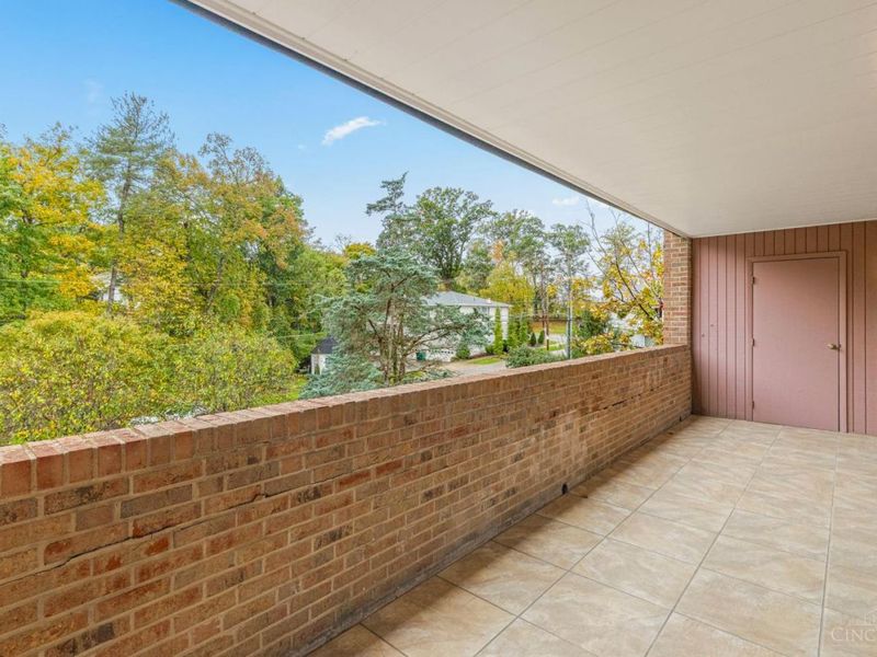 3646 Ashworth Drive, Unit 301, Cincinnati, OH 45208 Photo 32