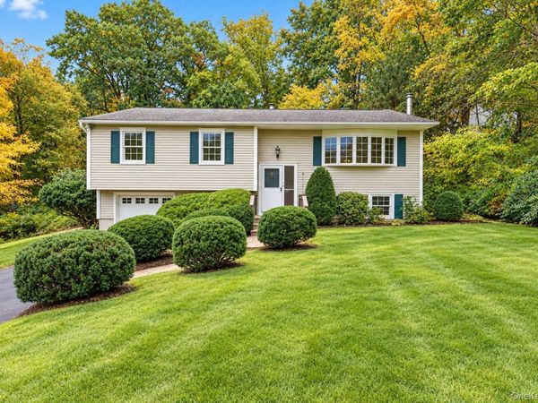 7 Alice Road , North Salem, NY 10560