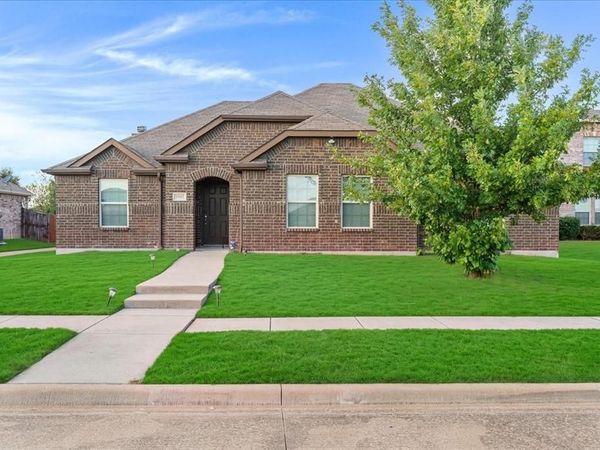 1985 Harbor Court, Lancaster, TX 75146