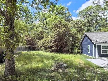 2635 Starks Avenue , Dallas, TX 75215