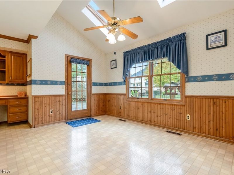6913 Salerno Street NW, Canton, OH 44718 Photo 16