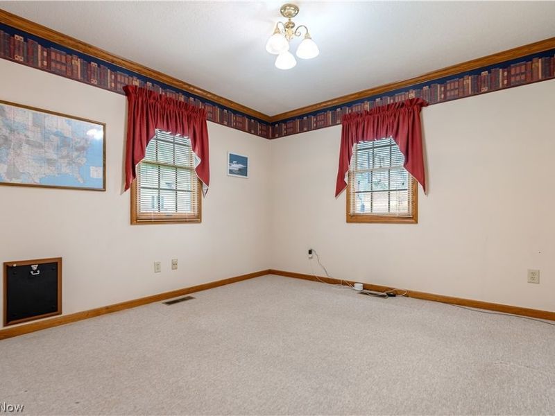6913 Salerno Street NW, Canton, OH 44718 Photo 17