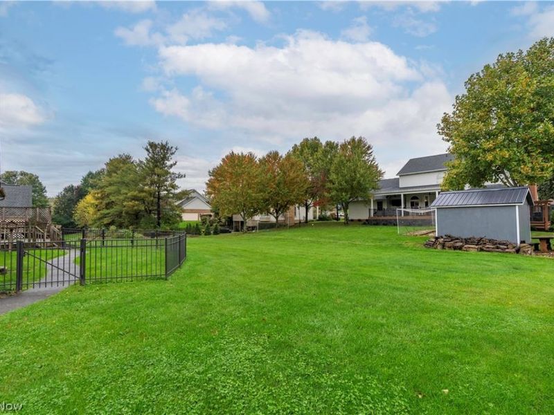 6913 Salerno Street NW, Canton, OH 44718 Photo 42