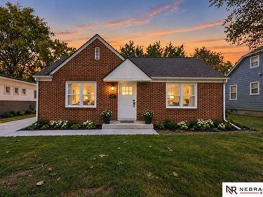 3744 Everett Street, Lincoln, NE 68506