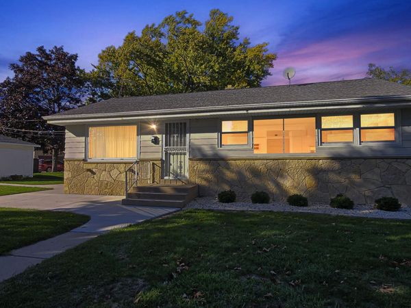 8300 W Marion St, Milwaukee, WI 53222