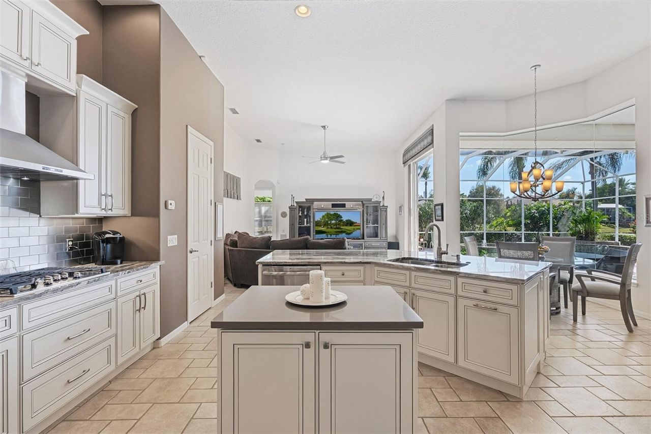 7311 Westminster Court, University Park, FL 34201 Photo