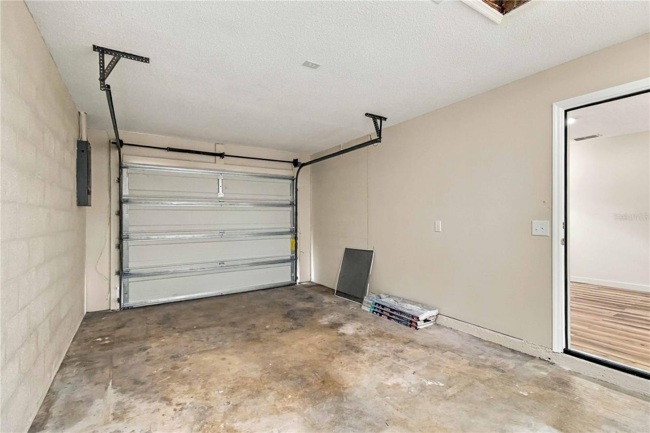 2224 33rd Avenue Drive W, Bradenton, FL 34205 Photo