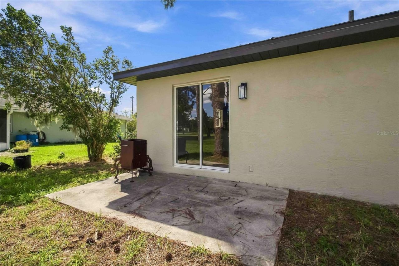 2224 33rd Avenue Drive W, Bradenton, FL 34205 Photo