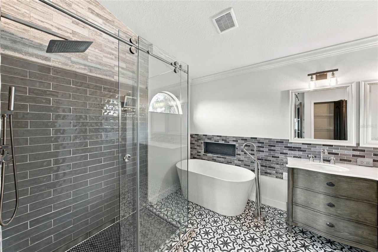 11925 Keating Drive, Tampa, FL 33626 Photo