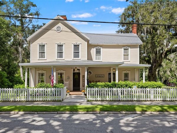 427 HOWELL AVENUE , BROOKSVILLE, FL 34601